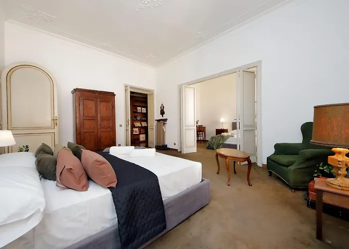 Cavour Giant Apartment